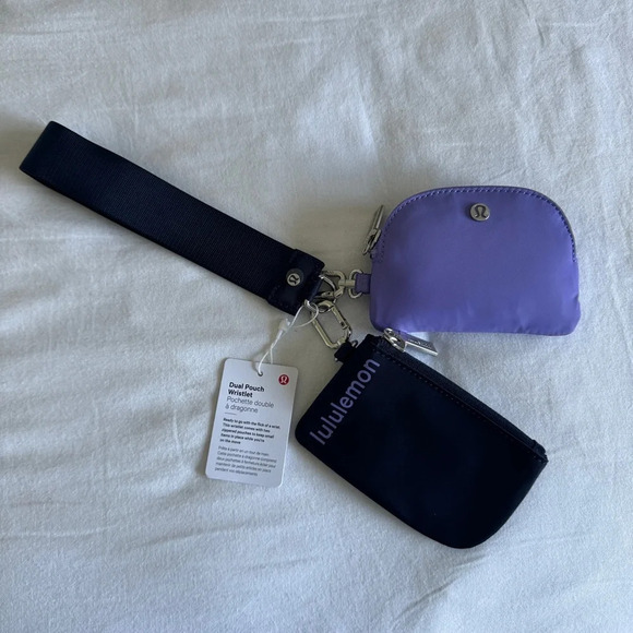 51🆕 Lululemon Dual Pouch Wristlet True Navy Dark Lavender - Picture 1 of 5